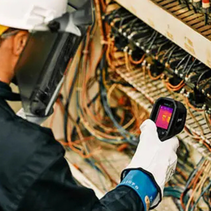 FLIR TG165-X Thermal Camera 8.7 Hz 80 x 60 MSX Spot with 51 x 66 FOV -13 to 572F Range