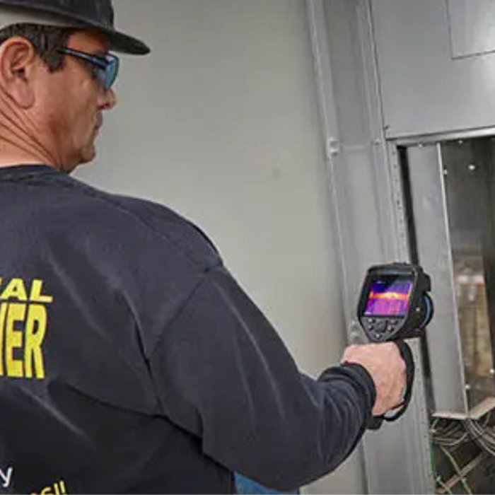 FLIR E76-14 Advanced Thermal Camera with Viewfinder MSX UltraMax Technologies Thermal Studio Pro 4 Lenses 320 x 240 30 Hz