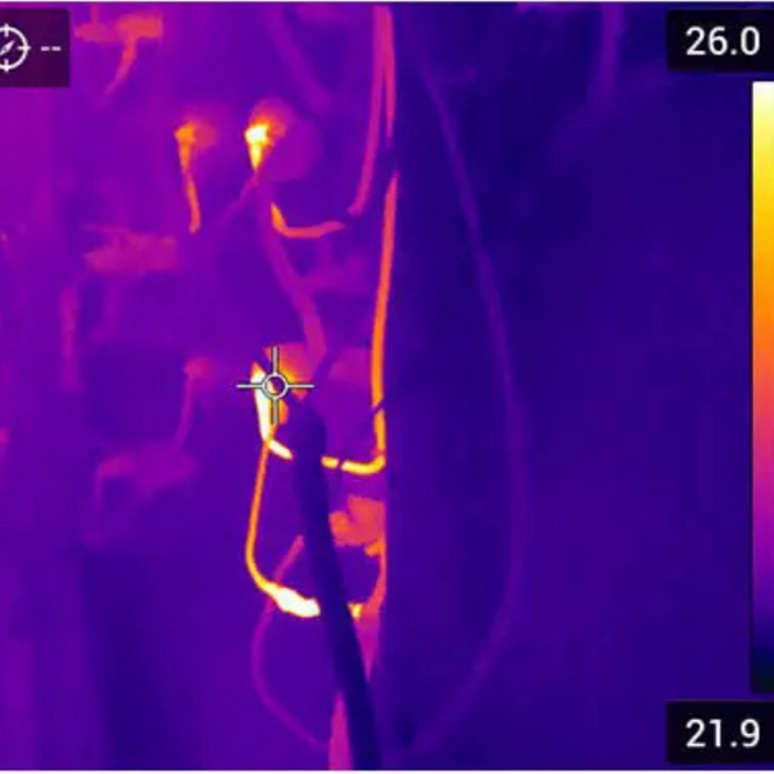 FLIR E76 Advanced Thermal Imaging Camera with 24/14 Lenses, MSX, UltraMax, Thermal Studio Pro, 320 x 240, 30 Hz