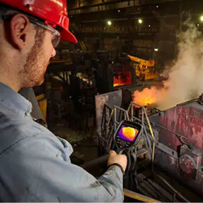 FLIR E76 Advanced Thermal Imager Dual FOV 42°/24° Lens 30 Hz 320 x 240 with Thermal Studio Starter