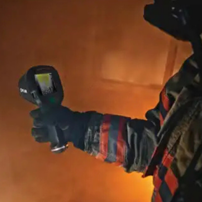 FLIR K33 Thermal Imaging Camera Kit for Firefighters High-Performance 240 x 180 60 Hz