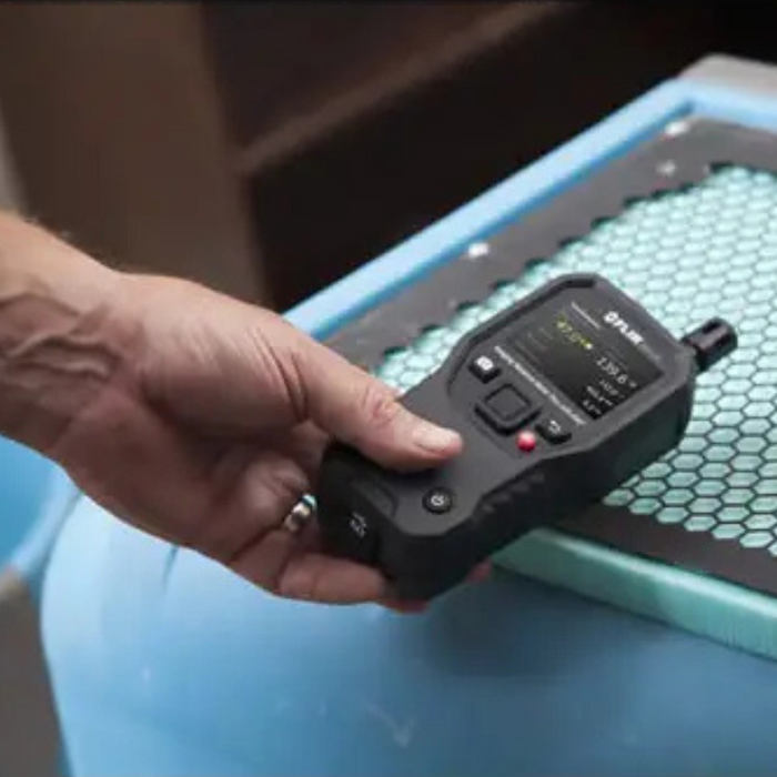 FLIR MR176 Plus Imaging Moisture Meter with IGM Technology and Lepton Image Detector