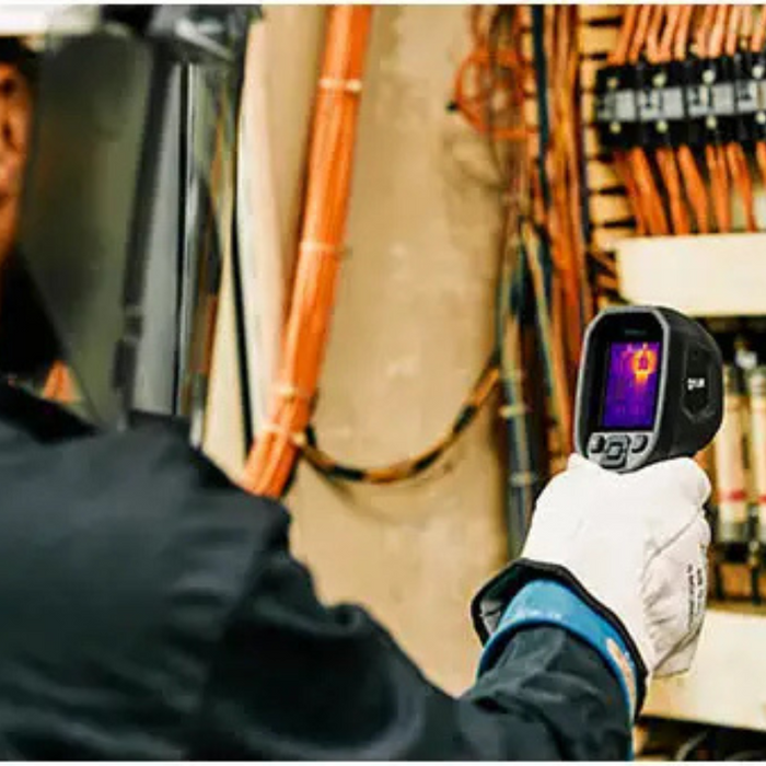 FLIR TG165-X Thermal Camera 8.7 Hz 80 x 60 MSX Spot with 51 x 66 FOV -13 to 572F Range