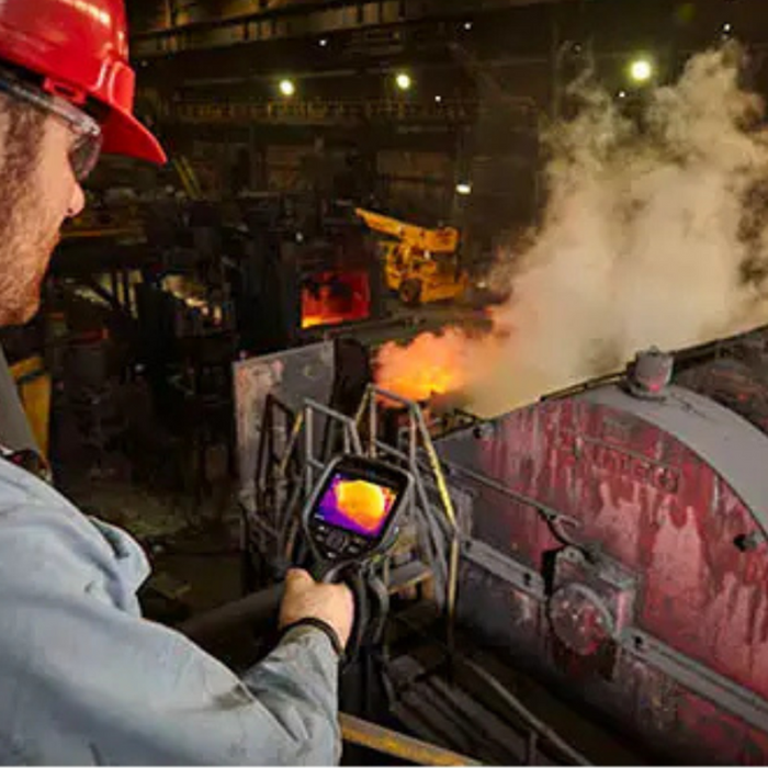 FLIR Advanced Thermal Imaging Camera E76 with Viewfinder MSX UltraMax FLIR Thermal Studio Pro NIST 24 14 42 320 x 240 30 Hz