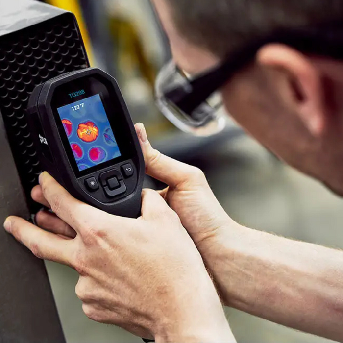 FLIR High-Temperature Spot Infrared Thermal Camera TG298 30:1/160 x 120 with Bullseye Laser -13°F to 1976°F